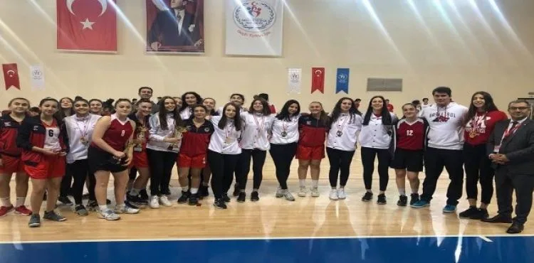 Basketbol Okullar Arası Genç A Kızlar il Birinciliği Tamamlandı
