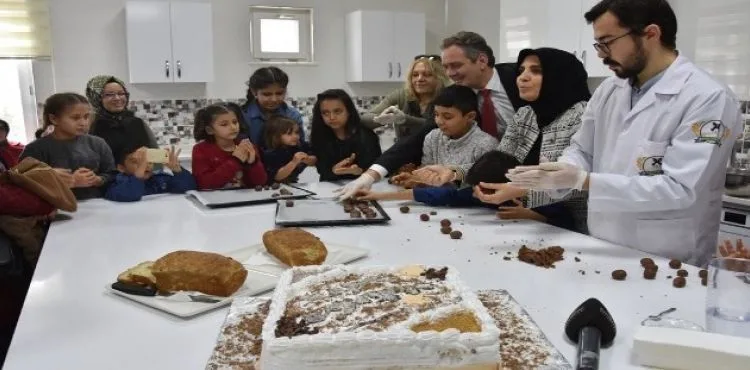 Kocasinan Belediyesi Çölyaklı ailelerin taleplerini geri çevirmedi