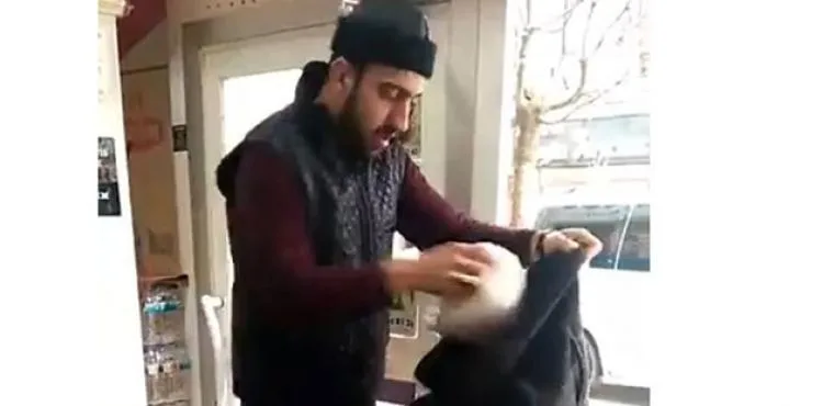 Poşete para vermemek için montunu poşet yaptı