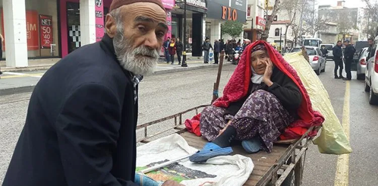 Dünyanın yükü üzerinde