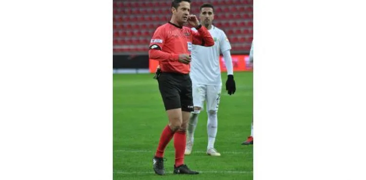 Rizespor-Kayserispor maçına Özkahya atandı