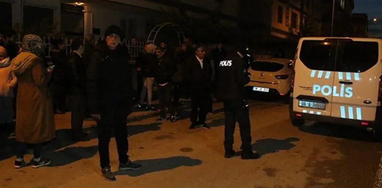 Başkent'te çökme tehlikesi olan bina tahliye edildi