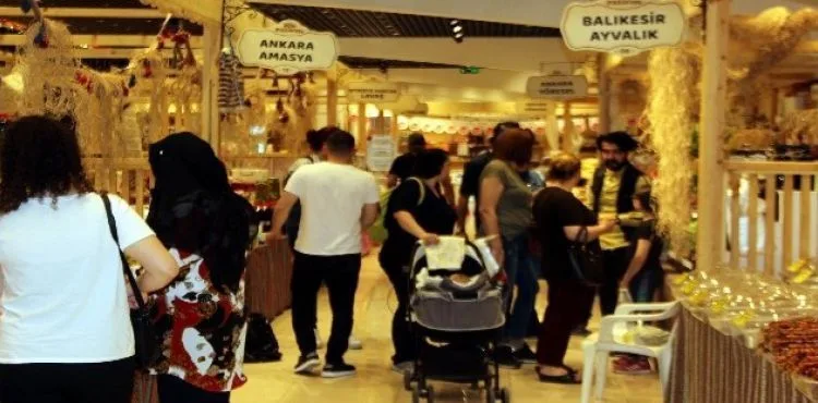 Köşk Sosyete Pazarı sadece Kayseri değil çevre illere de hitap ediyor