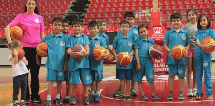 Okul Bitti, Şimdi Spor Zamanı