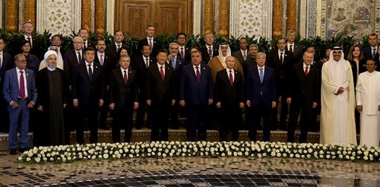 Cumhurbaşkanı Erdoğan liderlerle bir araya geldi