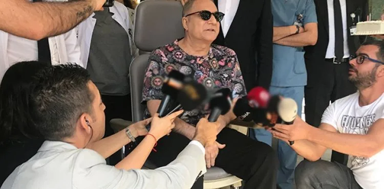 Ünlü şovmen Mehmet Ali Erbil taburcu oldu