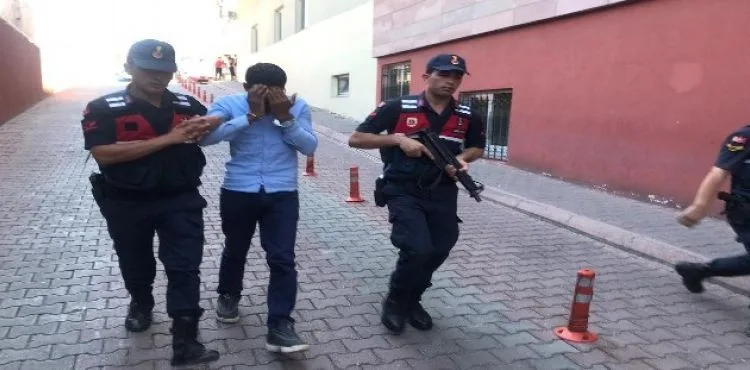 Kablo hırsızları yakalandı
