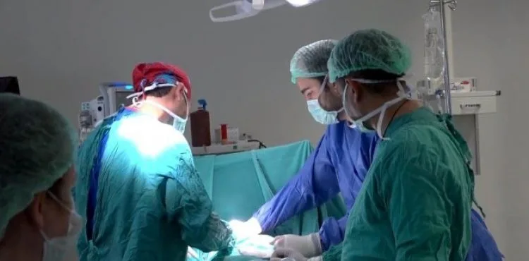 Kayseri Şehir Hastanesi'nde 'Güvercin Göğsü' hastalığına ameliyatlı çözüm