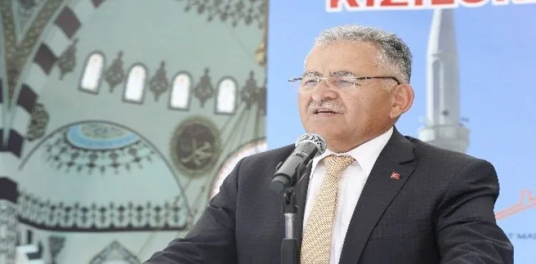 "İnsanlara tepeden bakan bir anlayışta değiliz"
