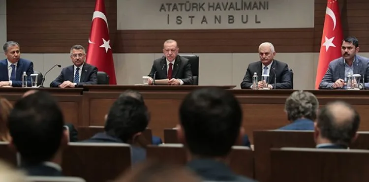 Cumhurbaşkanı Erdoğan: '8 hafif yaralı var, bazı binalarda hafifi hasar söz konusu'