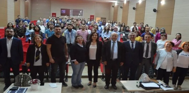 İl Sağlık Müdürlüğü'nden Erciyes Üniversitesi öğrencilerine 'Organ Bağışı' Eğitimi