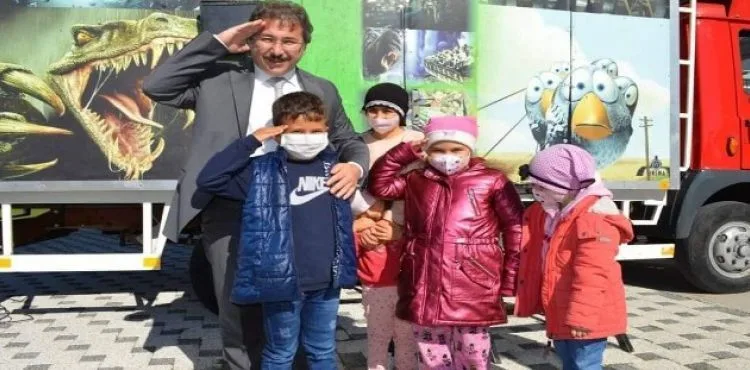 Lösemili hastalardan asker selamı