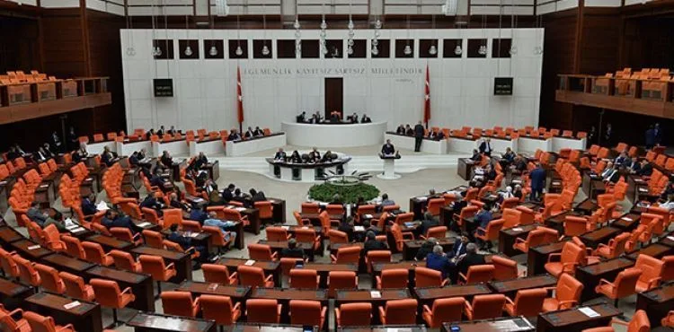 Tarım ve Orman Bakanlığından Meclis'te "sahte bal" açıklaması