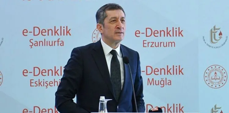 Bakan Selçuk: 81 ilde denklik işlemlerini elektronik ortamda yürüteceğiz