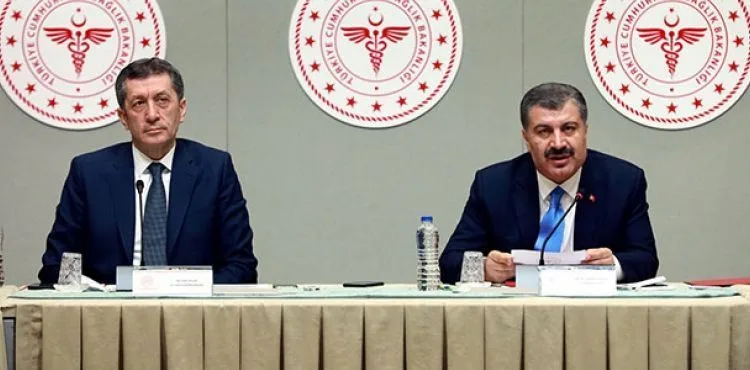 Okullara verilen ara uzatıldı! Sağlık Bakanı ve Milli Eğitim Bakanı'ndan ortak açıklama