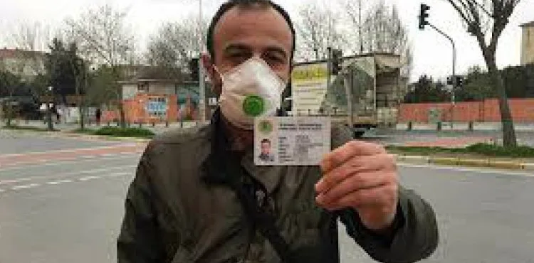 Erkek hemşireden ilginç iddia: 'Erkekten hemşire mi olur?' diyerek otobüsten attı