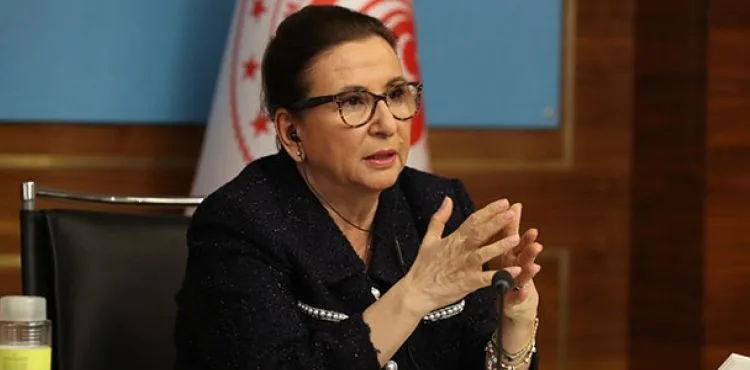 Bakan Pekcan: Ro-Ro seferlerinde TIR şoförlerinin gemiye binmesine müsaade edilecek
