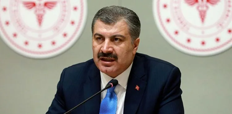 Koronavirüs salgınında can kaybı 4 bin 55'e yükseldi