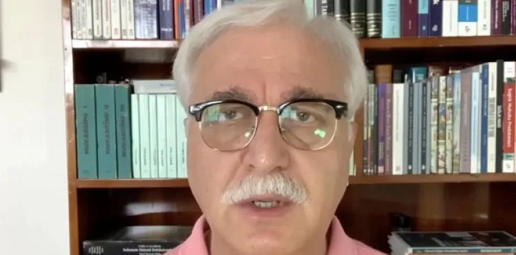 Bilim Kurulu Üyesi Özlü: Tedbirlere uyarsak ikinci dalgayı uyandırmayız