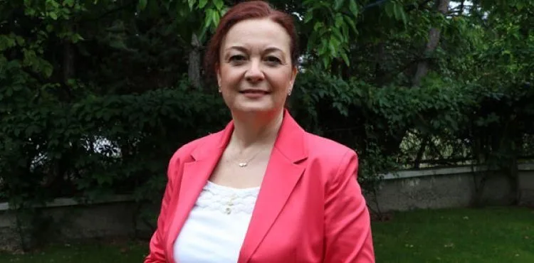 Bilim Kurulu üyesi Özkan: 2 uç noktada kalırsak 2'nci dalgayı yaşayabiliriz