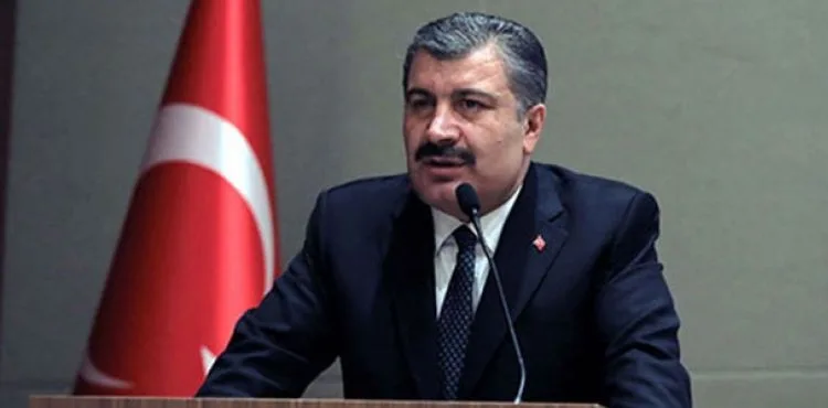 Bakan Koca: Maske bir tedbirdir ama tek başına zayıf bir tedbirdir