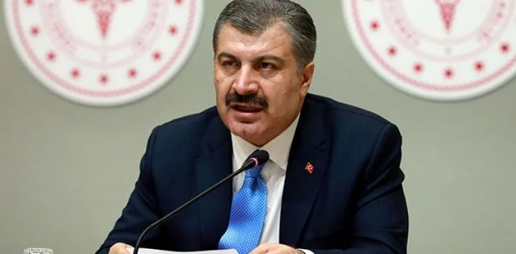 Bakan Koca: Kamu çalışanlarının hamilelik izni 8 hafta uzatıldı