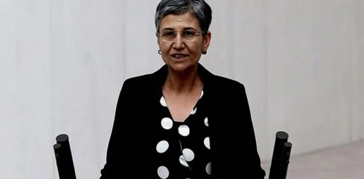 Milletvekilliği düşürülerek tutuklanan HDP'li Leyla Güven tahliye edildi