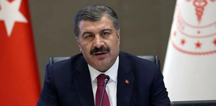 Bakan Koca: Dünkü tablo, salgının ciddiyetini koruduğu gerçeğiyle yüzleştirdi
