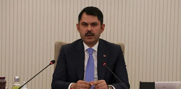 Bakan Kurum'dan o sözlere tepki: 'Biz Salda'mızı da Türkiye'deki tüm doğal alanlarımızı da edebimizle koruyacağız'