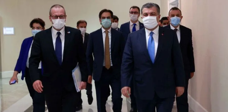 Bakan Koca, DSÖ Direktörü Kluge ile bir araya geldi