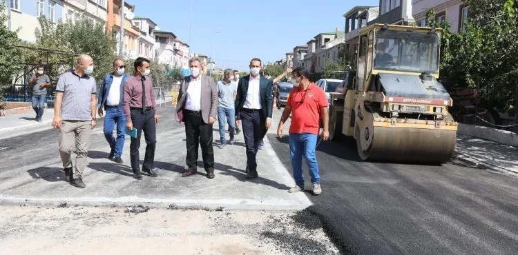 DANIŞMEND GAZİ MAHALLESİ YAĞMUR SUYU TAŞKINLARINDAN KURTULDU