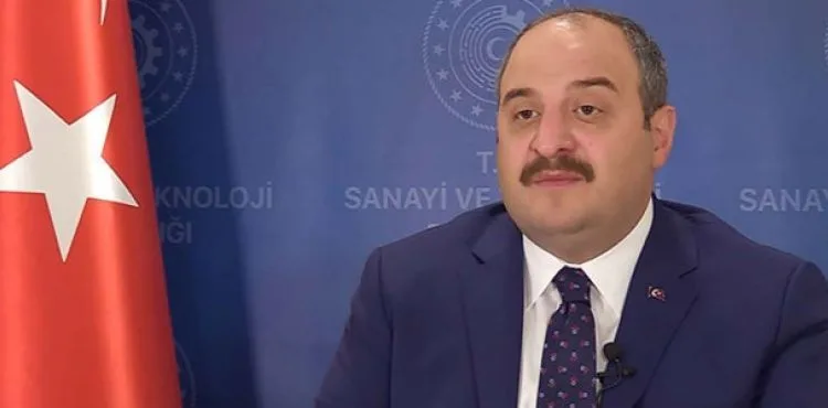 Cumhurbaşkanı Recep Tayyip Erdoğan Ankara'ya gitti. Cumhurbaşkanı Erdoğan, öğlen saatlerinde Üsküdar Kısıklı'daki konutundan çıkarak Atatürk Havalimanı'na gitti. Ankara'ya hareket eden Erdoğan, 12. B