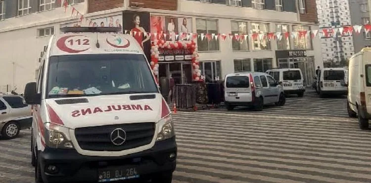 Genç kadın bıraktığı notla yaşamına son verdi