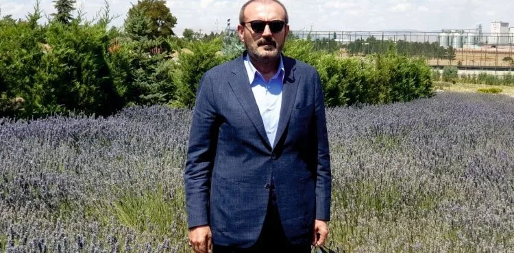 Eshab-ı Kehf Külliyesi'nin ardından lavanta tarlalarıyla da gündeme gelerek turizme kapı araladı.
