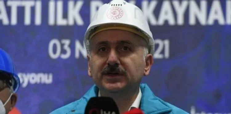 Bakan Karaismailoğlu : Bir yıl olmadan çalışmalarda neredeyse yüzde 50'lere ulaştık