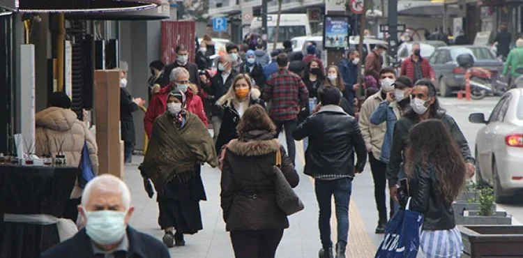 Koronavirüs salgınında can kaybı 32 bin 667'ye yükseldi