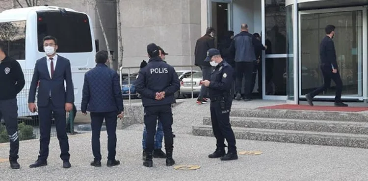'Bildiri' soruşturmasında amirallerin ifade işlemleri bugün başlayacak