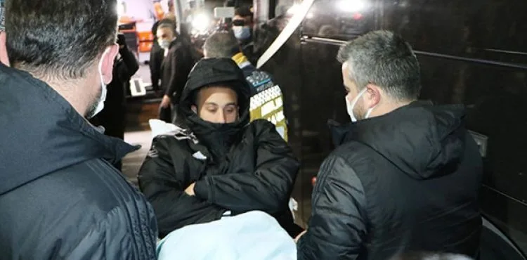 Cenk Tosun'un ameliyat olması bekleniyor