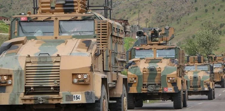 Şırnak'tan sınıra özel birlikler sevk edildi; terör hedefleri yerle bir ediliyor