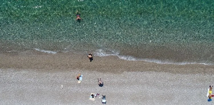 Prof. Dr. Kurnaz: Türkiye'de yaz turizmi olmayacak. Aralık ayından denize gireceğiz
