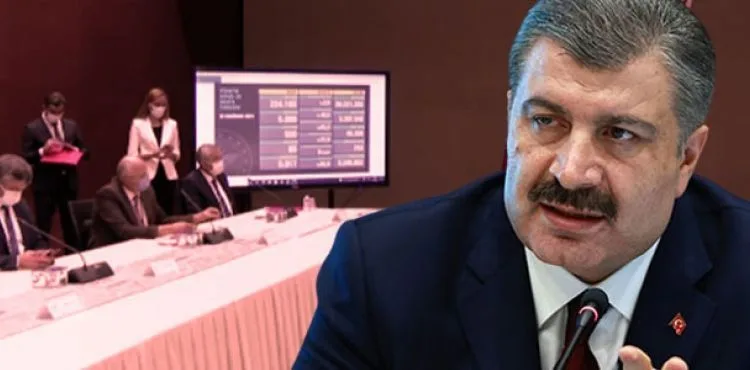 Sağlık Bakanı Koca: Cuma'dan itibaren 18 yaş üzeri herkes aşı randevusu alabilir