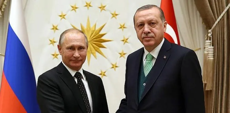 Cumhurbaşkanı Putin'le Görüştü