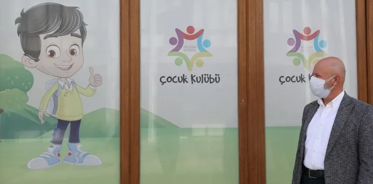 KOCASİNAN’DA ÇOCUKLAR, YAZ TATİLİNDE HEM ÖĞRENDİ HEM DE DOYASIYA EĞLENDİ
