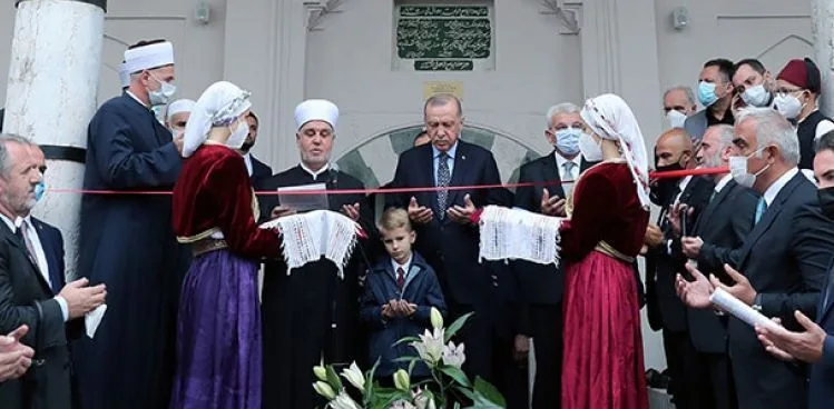 CUMHURBAŞKANI ERDOĞAN, SARAYBOSNA'DA RESTORE EDİLEN BAŞÇARŞI CAMİSİ’NİN AÇILIŞINI YAPTI