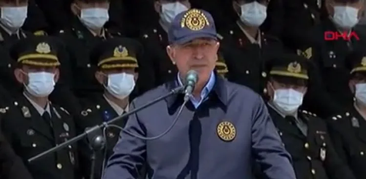 BAKAN AKAR: TAHLİYENİN SORUNSUZ GERÇEKLEŞMESİ TSK'NIN GÜCÜNÜ GÖSTERMİŞTİR