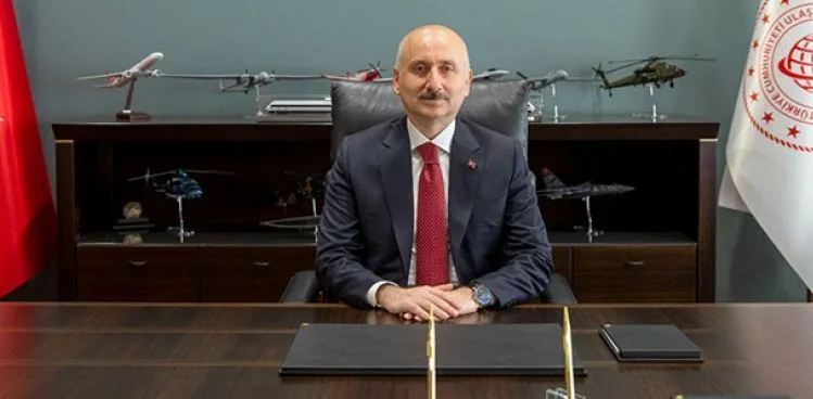 BAKAN KARAİSMAİLOĞLU: PETROL SIZINTISINA KARŞI AKDENİZ'İ BARİYERLE KAPATTIK