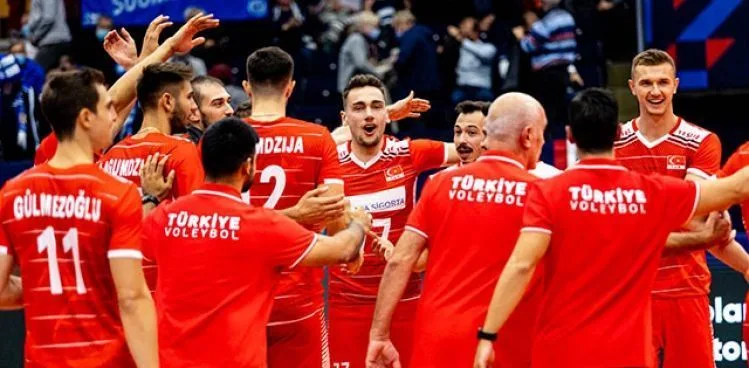 FİLENİN EFELERİ, İSPANYA'YI 3 - 1 YENDİ