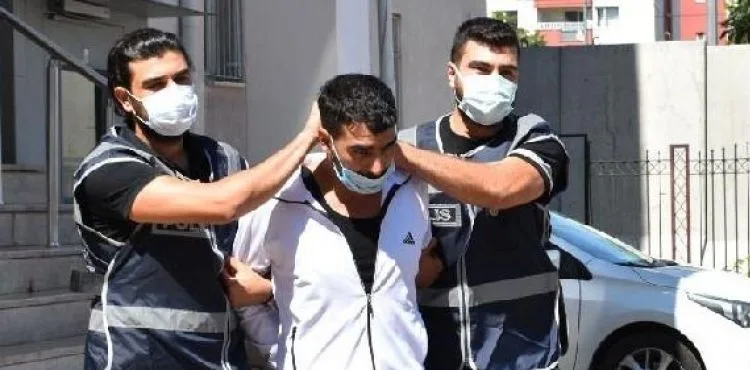 14 yıl hapisle aranan hükümlü, kanepe arkasında yakalandı