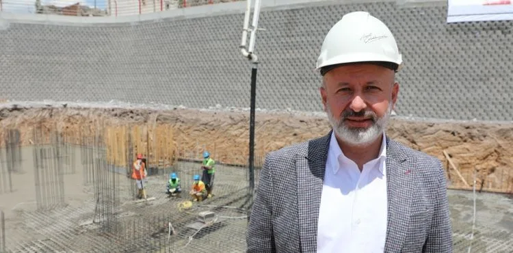 BAŞKAN ÇOLAKBAYRAKDAR, “ERKİLET BULVARI, YENİ BİR GÖRÜNÜM KAZANACAK”