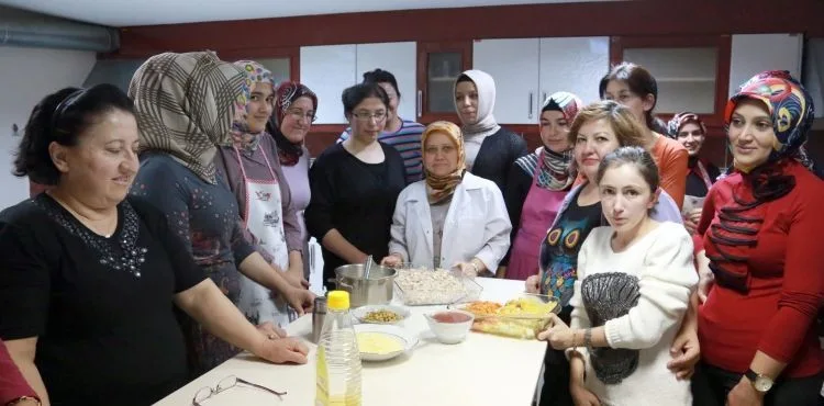 TALAS’TA KADINLARA YÖNELİK KURSLAR YENİDEN BAŞLIYOR